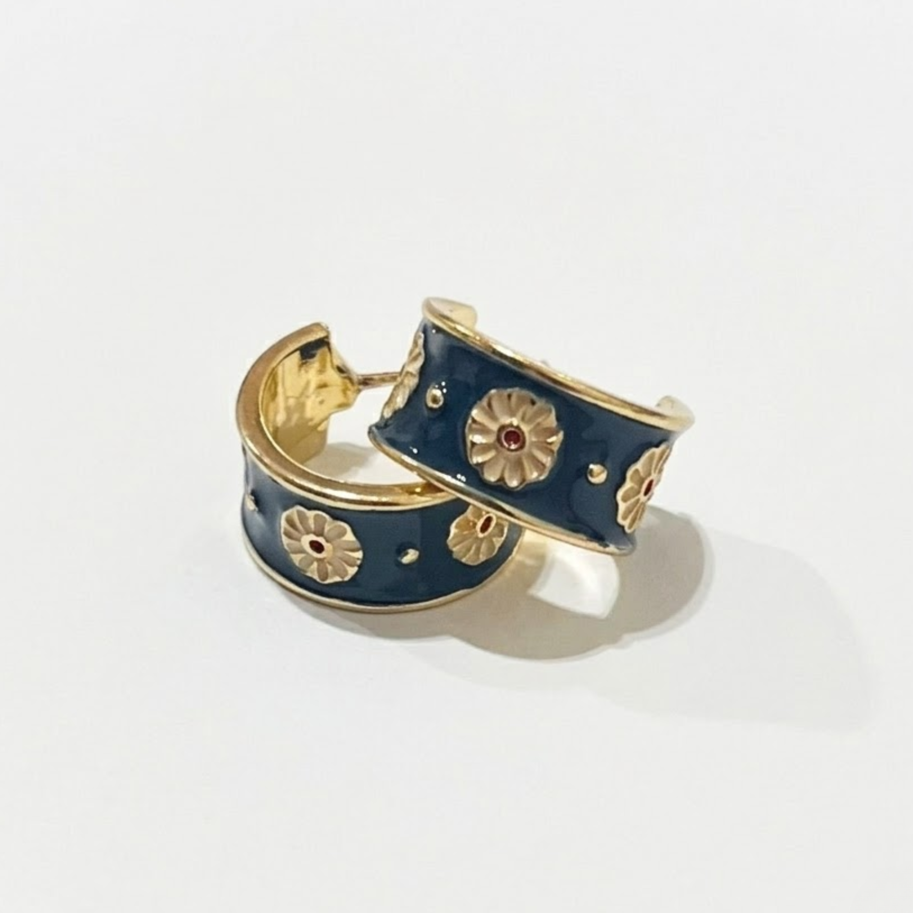 Lachesis Earring BCF
